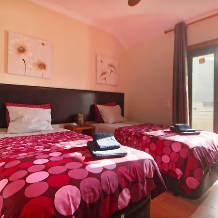 2 Quartos, Bbq, Ac, Varanda, Prestige For * Quarteira