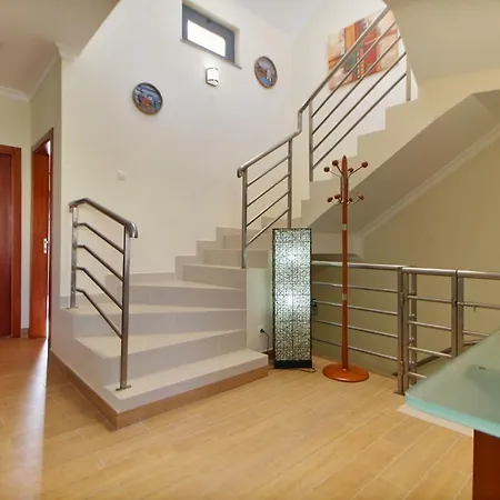 Prestige For Vista Mar 2 Apartment