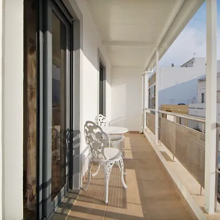 2 Quartos, Bbq, Ac, Varanda, Prestige For Apartamento Quarteira