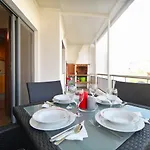 T2 2, Barbecue Ac Prestige For شقة *